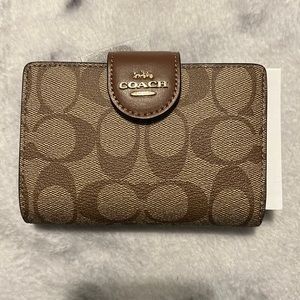 Women’s Coach Wallet